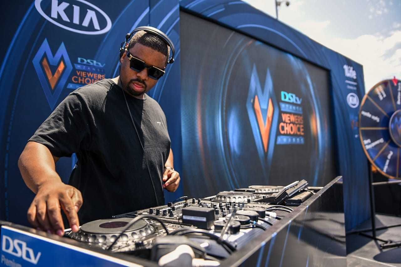 Cape Town Activation – DStv Mzansi Viewers' Choice Awards Gallery