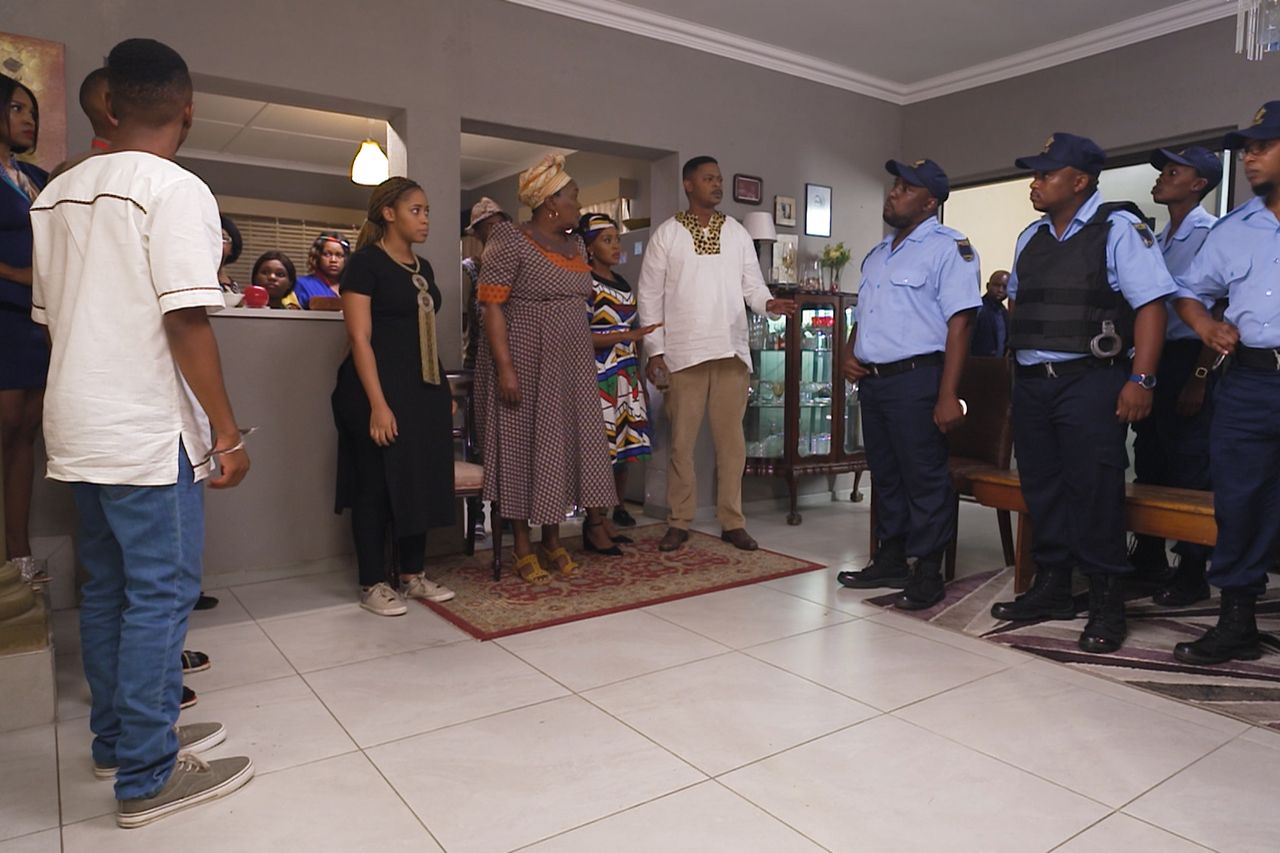 Langa's welcoming ceremony – Gomora 
